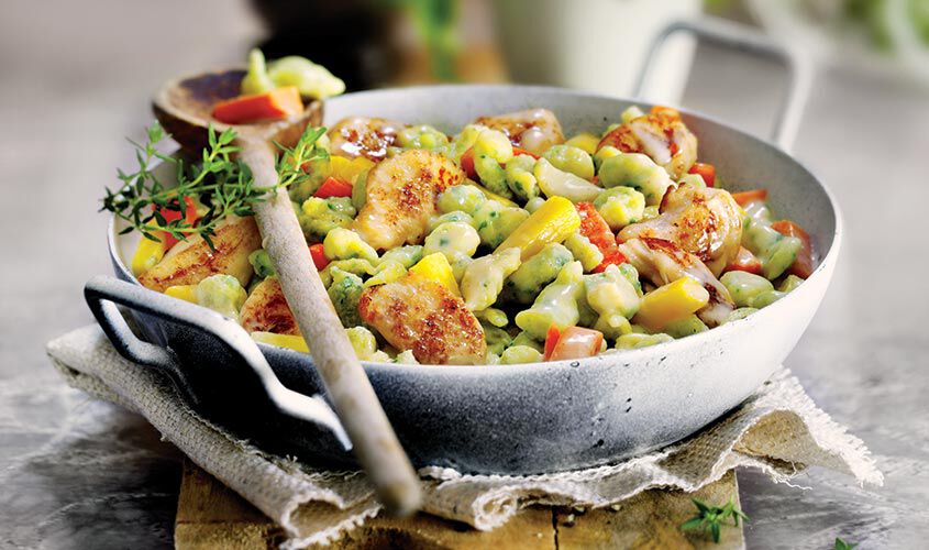 Specialit&agrave; in Padella - Po&ecirc;l&eacute;e color&eacute;e de sp&auml;tzle