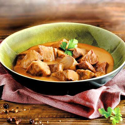Carne - Hirschpfeffer mit Sauce