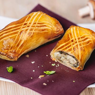 Panati / Preparati / Marinati - Poitrine de poulet en p&acirc;te feuillet&eacute;e avec champignons