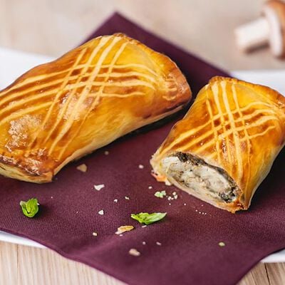 Panati / Preparati / Marinati - Poitrine de poulet en p&acirc;te feuillet&eacute;e avec champignons