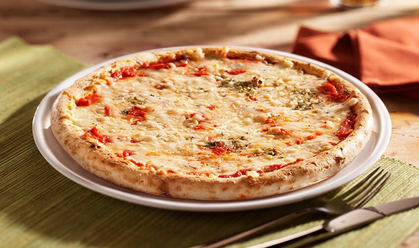  - Pizza ai 4 Fromaggi Ø ca. 27 cm