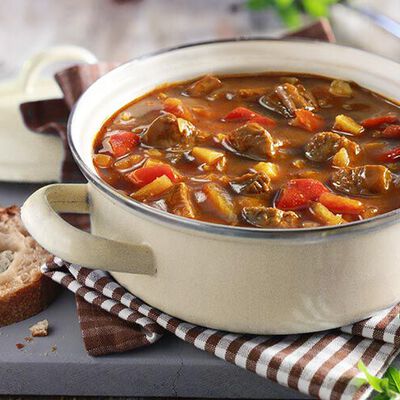 Zuppe - Ungarische Gulaschsuppe