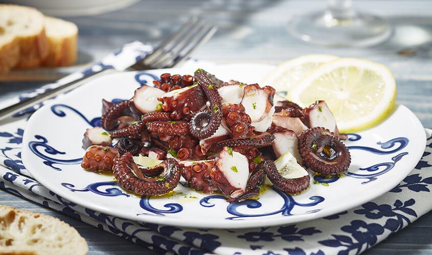 Fruits de mer - Tintenfischstücke, gekocht