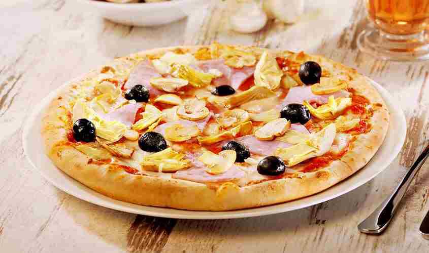 Pizzas - Pizza Capricciosa ø env. 27 cm