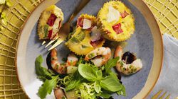 Tartelette à l`omelette aux poivrons et aux crevettes en sauce aigre-douce