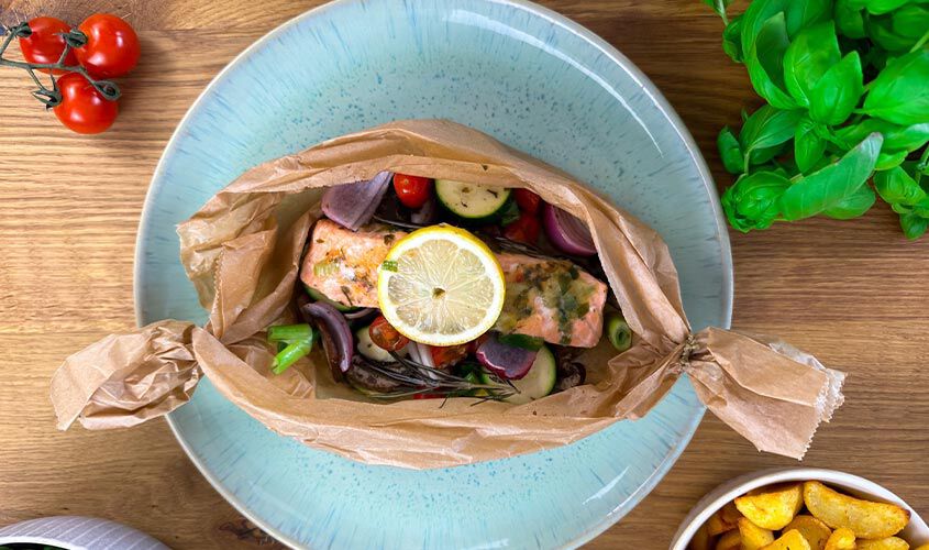 Pacchettini di salmone e verdure alla griglia